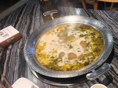 -老船舫·现做活鲜鱼馆(东郊记忆店)