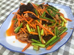 鱼香肉丝-烁佳海鲜大馅饺子