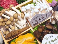 -润泽园椰子鸡(汇一城店)