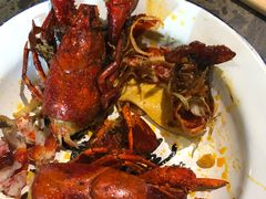 -沪小二炭火蛙锅(淮海中路美食不夜城店)