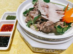 草原手把肉-德乐海蒙餐