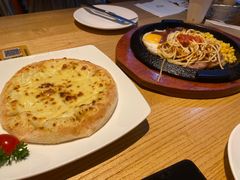 -菲滋意式餐厅(银泰百货金华江南店)