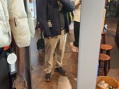 -文艺复兴百货(米兰大教堂广场店)