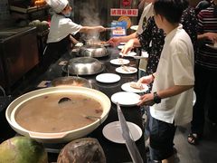 -领鲜活海鲜榴莲自助火锅(东门店)