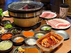 -臻牛烤肉