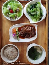 -卓玥国际月子会所(罗山路店)