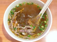 -佬钱湾仔(衣裳街店)