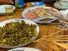 -圣夜东北菜烧烤·夜宵·小龙虾(胥江路店)