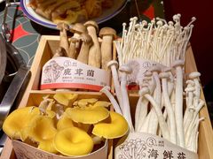 -南城十里潮汕鲜牛火锅·鲜虾生滚粥(融汇老商埠店)