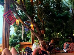 -乌托邦酒吧和餐厅