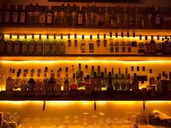-Mx.cocktail bar