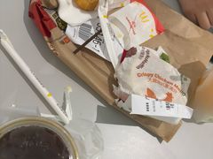 -麦当劳(上海虹桥站30B检票口楼上)