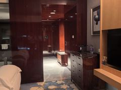 -广州白云机场雅高铂尔曼大酒店