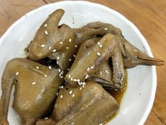 卤水乳鸽-煲煲掂风味煲仔饭餐厅(西区店)