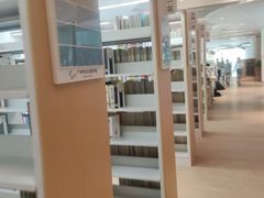 -广州市白云区图书馆