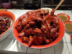 卤得很入味的猪脚-遇见老南昌-柴火灶(顺外路店)