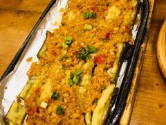 茄子-老东镇啤酒屋海鲜加工·蒸汽海鲜·海鲜烧烤(台东店)