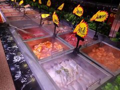 -釜御山海鲜烤肉火锅自助(新城市中心店)