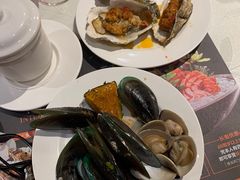 -四海一家自助餐(益田假日广场店)