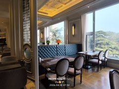 -南郊宾馆·风味自助餐厅·山东十六地市特色菜