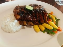 -Pundi Pundi Restaurant