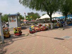 -万源龙顺度假庄园生态观光园