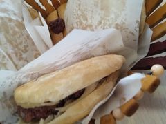 -闫家驴肉老店(华电一校店)