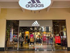 -王府井奥莱临潼小镇(临潼店)