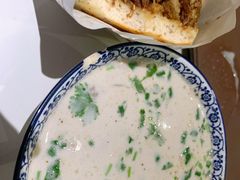 羊肉汤（多肉）-穆得·老周家牛肉烧饼(普利街店)