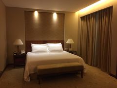 -汕尾巴黎半岛酒店