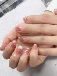 -芊屿芊浔美甲