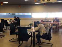 -深圳锦龙奥迪4S店(前海店)