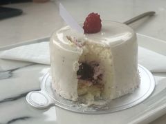 -UNI UNI(环亚凯瑟琳店)