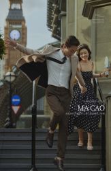 -现代经典婚纱摄影