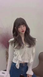-MODEL'S HAIR
