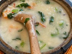 -粤港湾砂锅粥·宵夜(宝龙店)