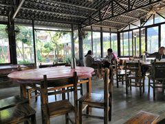 大堂-御霞苑泥烩鸡休闲农庄