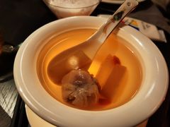 雪莲果鲜人参炖土鸡-景忆川·川粤菜