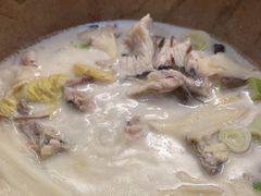 -滇香肴·云南菜蒸汽石锅鱼(云南北路店)