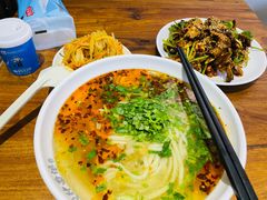 -萍姨抻面馆·鸡架冒菜(清湖店)
