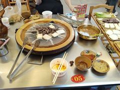 -阿昌白族石板烧·菌锅(大理古城店)