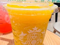 -星巴克臻选(北京银泰店)
