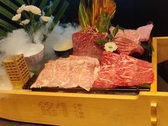 -铭牛烧肉·和牛海鲜自助(高新月牙湖店)