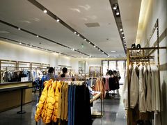 -URBAN REVIVO(济南世茂广场店)