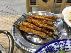 -江城燕子大排档(江汉路步行街店)