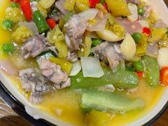 蛙！你青点跳！-二孃鸡爪爪(东风路总店)