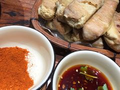 石屏烧豆腐-老滇山寨•云南特色菜•地方菜•民族风情歌舞表演(金碧店)