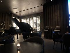 -wineapp葡萄酒餐吧(外滩金融中心店)