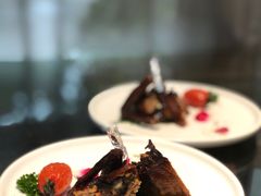 粤式脆皮乳鸽-箱美术馆私房菜(水晶郦城店)