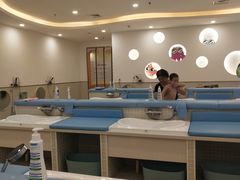 -蓝旗亲子游泳(范湖万达广场店)